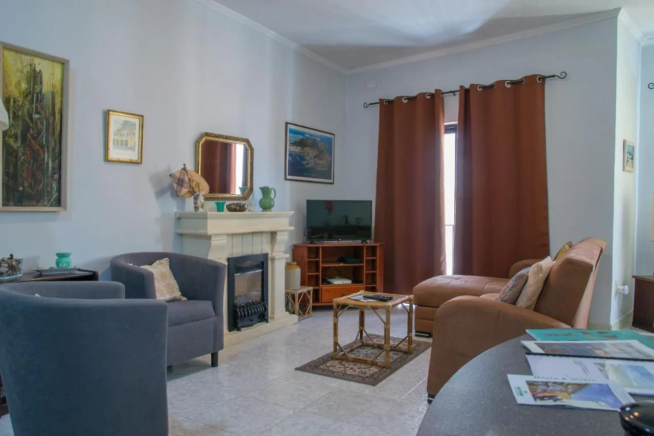First Floor Corner Apartment Close To The Promenade Tban1-1 マルサスカーラ マルタ